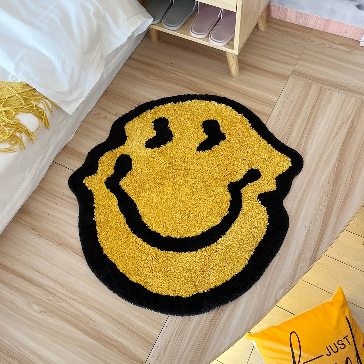 Twisted Smiling Plush Handmade Rug